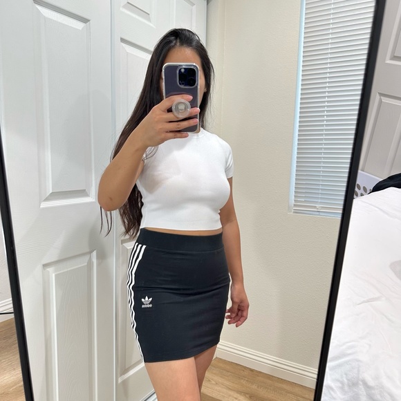 ADIDAS 3 STRIPE MINI SKIRT - Picture 2 of 6